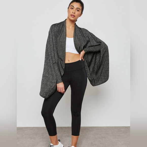 Adidas Climalite Twist'N'Turn Wrap - Picture 2 of 5